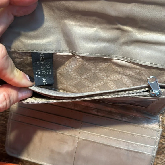 Brown leather Franco Sarto wallet - Picture 5 of 9